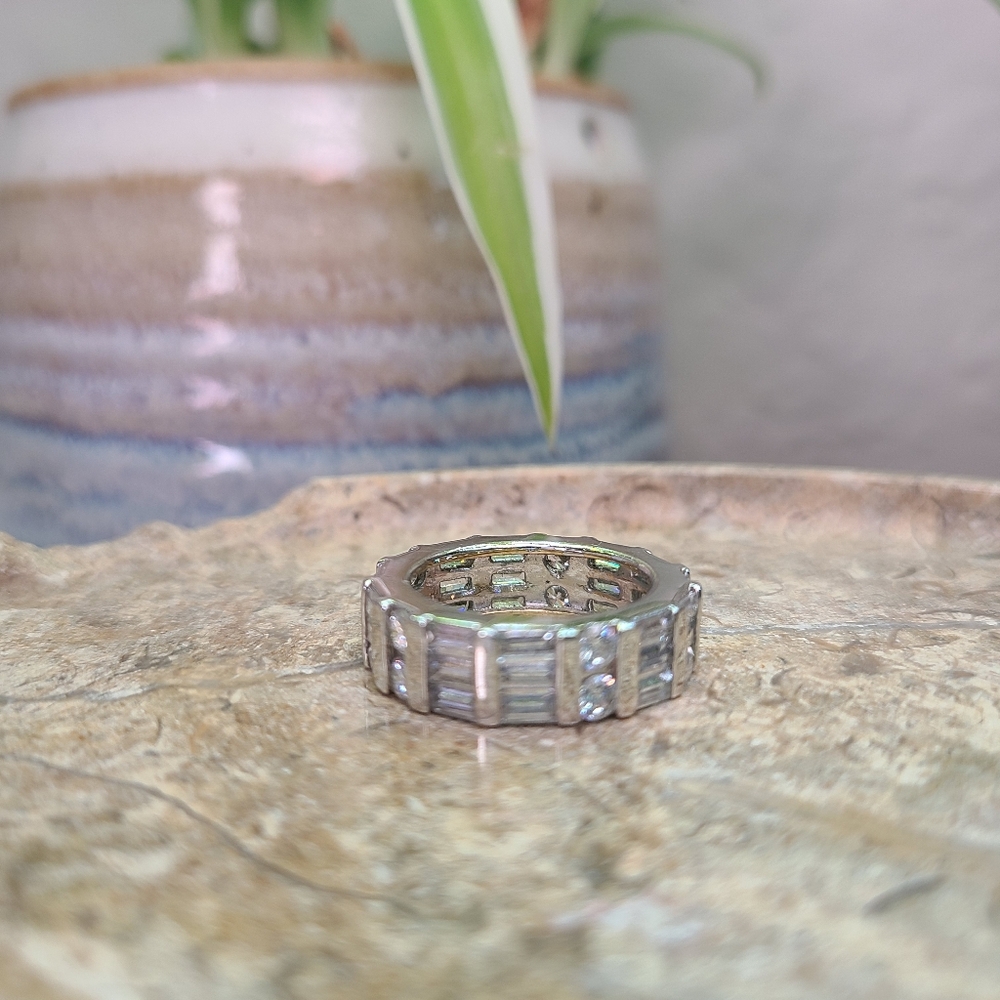 925 Sterling Silver Glass Cubic Zirconia Band Ring